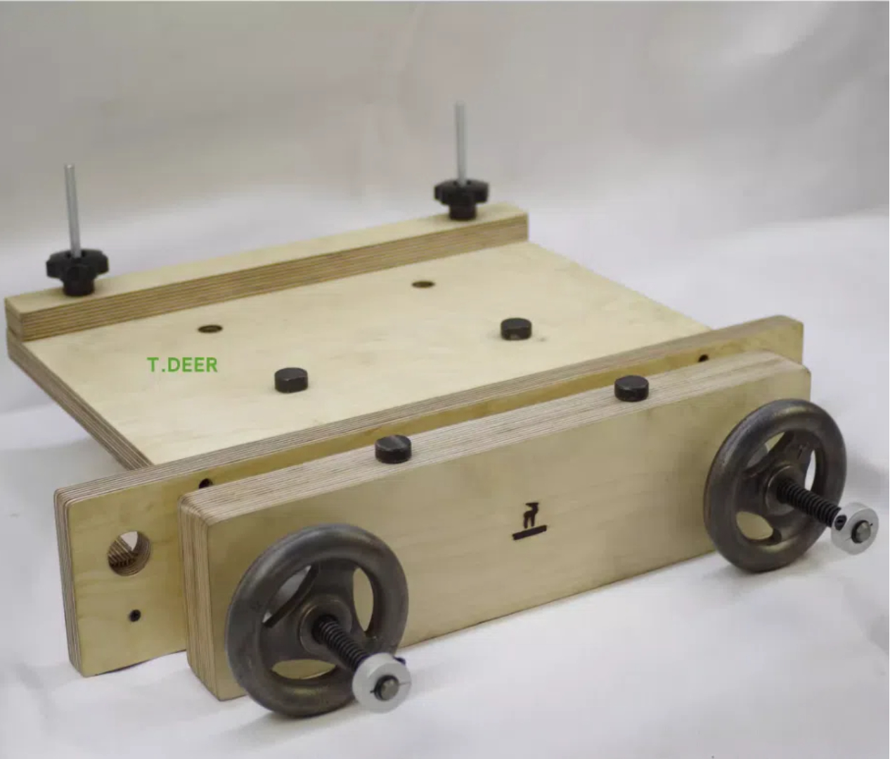ベンチの設置、完全なポータブル、ミニブナウッド、トナカイWB - Woodworking Bench Vise のレビューと価格
