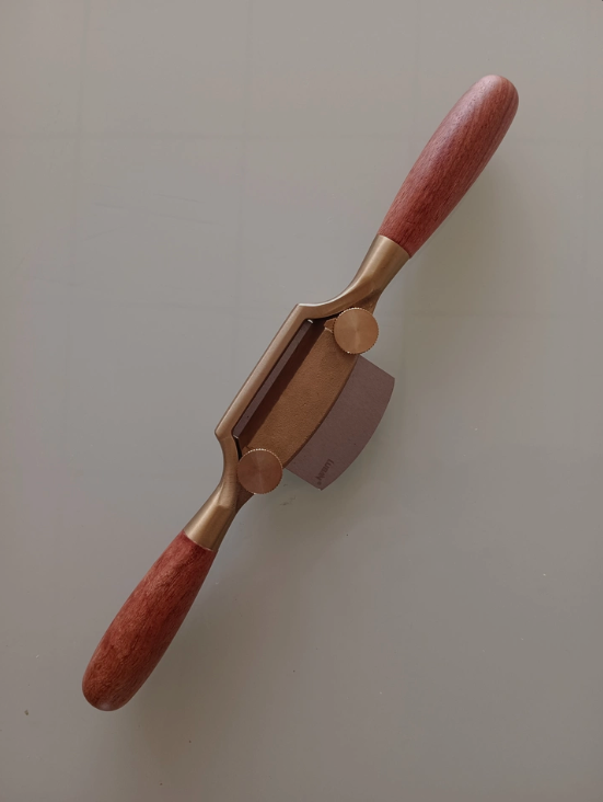 西洋木工用銅製スポークシェーブプレーン、フラットベースハンド - Spokeshave Flat のレビューと価格